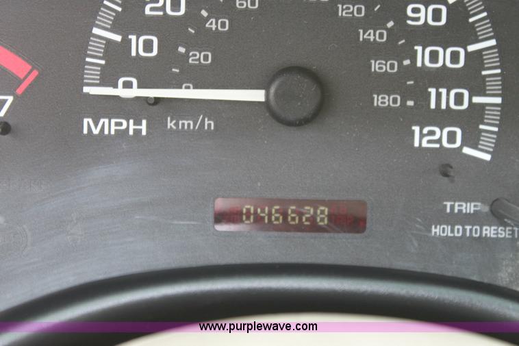 image for item 6216 2002 Chevrolet Malibu