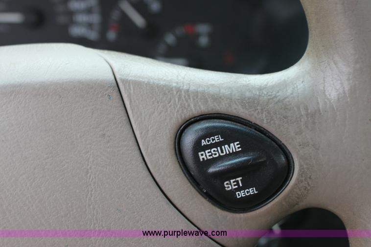 image for item 6216 2002 Chevrolet Malibu