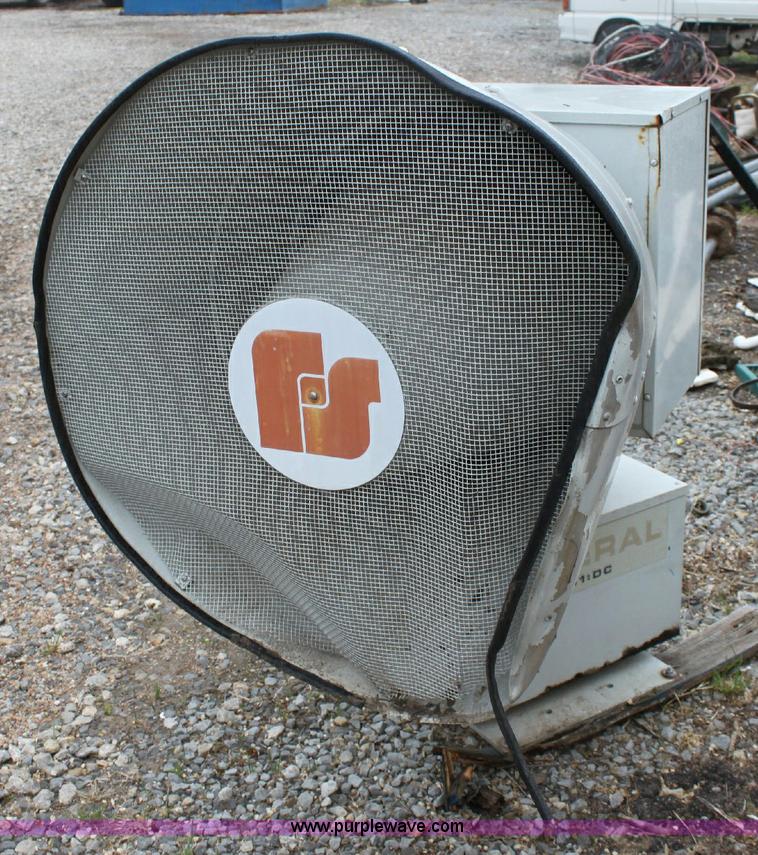 image for item 6220 Federal Signal Corp. 2001 DC tornado siren