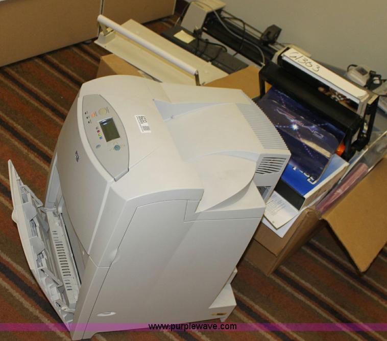 image for item 6233 Assorted electronics