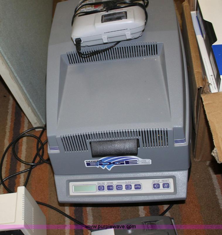 image for item 6233 Assorted electronics