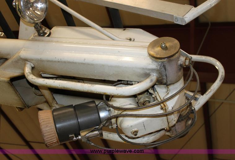 image for item 6319 1975 Ford 900 ladder truck