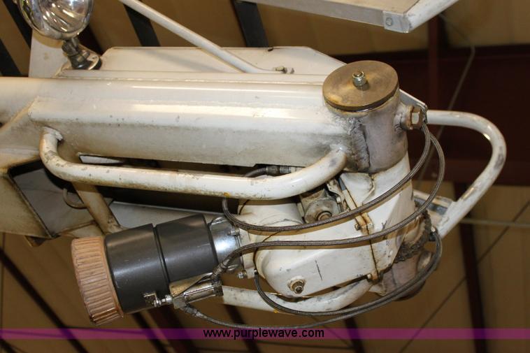 image for item 6319 1975 Ford 900 ladder truck