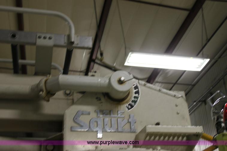 image for item 6319 1975 Ford 900 ladder truck