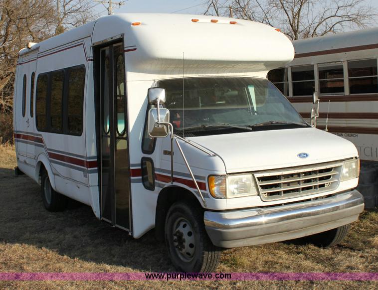 image for item 6351 1993 Ford E350 transit van