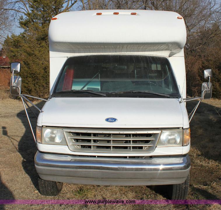 image for item 6351 1993 Ford E350 transit van