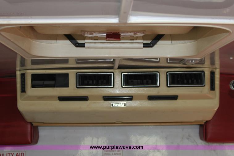 image for item 6351 1993 Ford E350 transit van