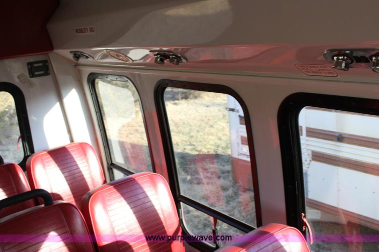 image for item 6351 1993 Ford E350 transit van