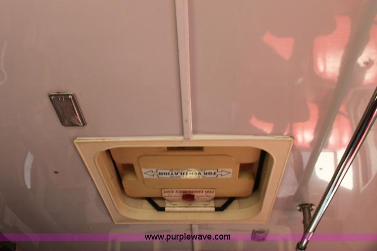 image for item 6351 1993 Ford E350 transit van