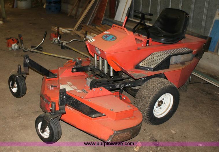 image for item 6435 Deines DD 18HT riding lawn mower