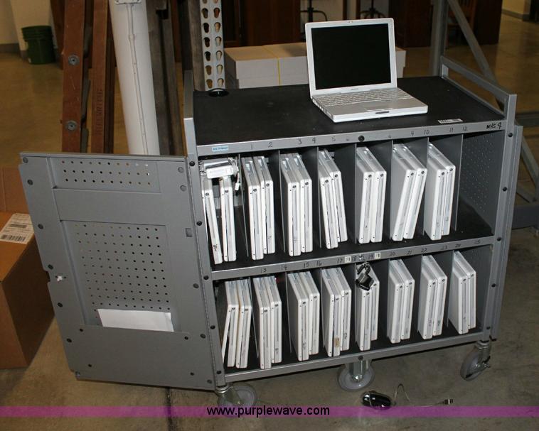 image for item 6491 (31) Apple iBook G4 laptop computers