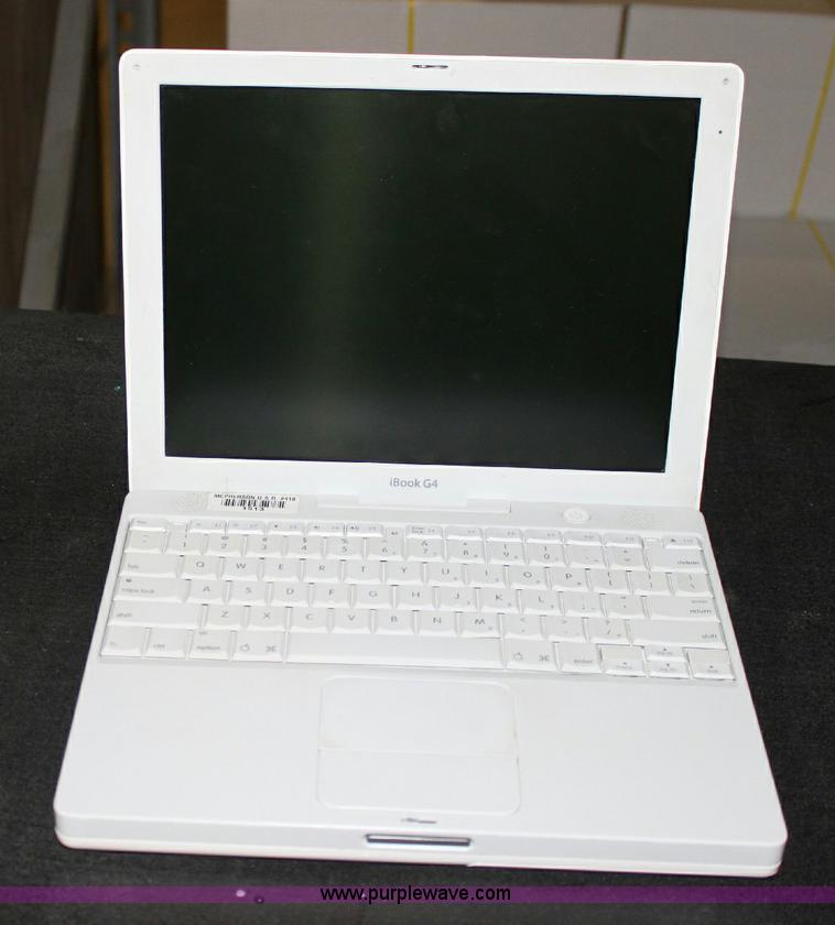 image for item 6491 (31) Apple iBook G4 laptop computers