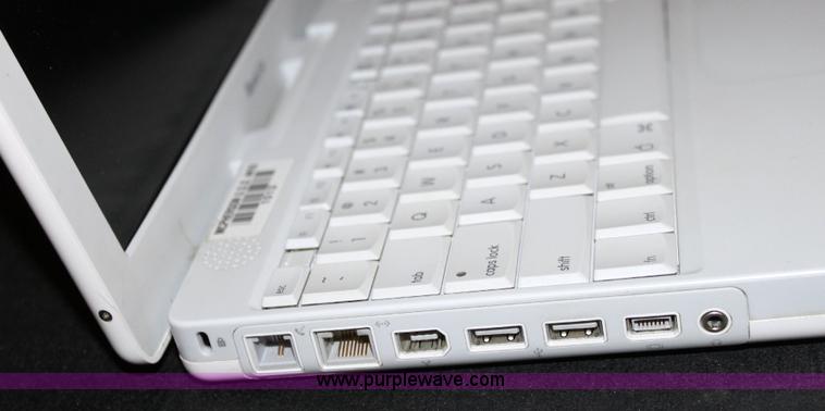 image for item 6491 (31) Apple iBook G4 laptop computers