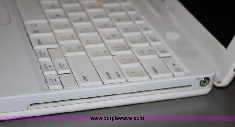 image for item 6493 (26) Apple iBook G4 laptop computers