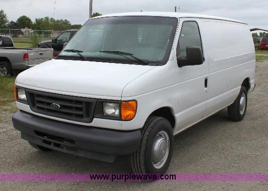 2004 e250 van