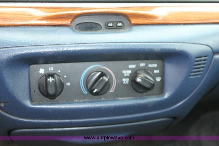 image for item 6532 1995 Ford Crown Victoria Police Interceptor