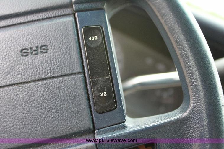 image for item 6532 1995 Ford Crown Victoria Police Interceptor