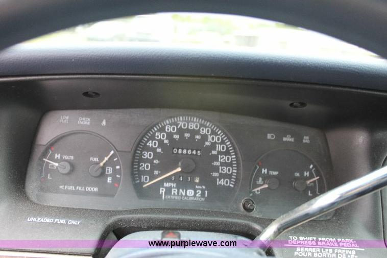 image for item 6532 1995 Ford Crown Victoria Police Interceptor