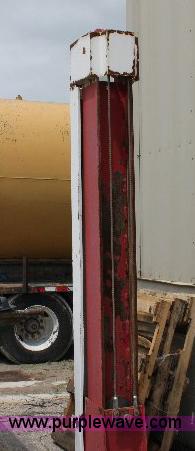 image for item 6560 Line-O-Tronics two post lift