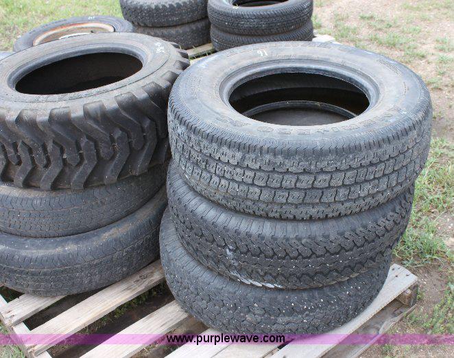 image for item 6564 (16) assorted tires