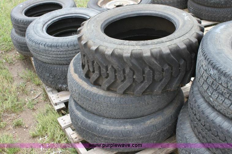 image for item 6564 (16) assorted tires
