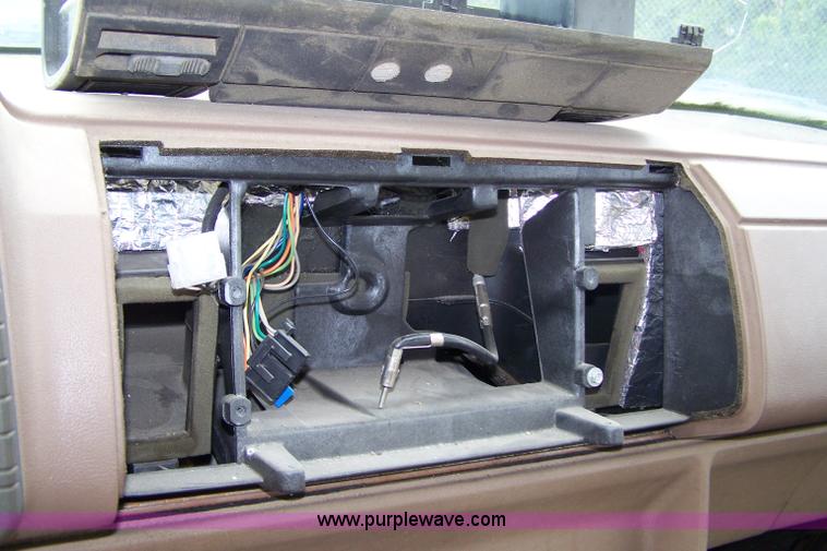 image for item 7292 1993 Chevrolet Astro van