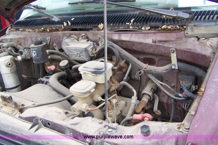 image for item 7292 1993 Chevrolet Astro van