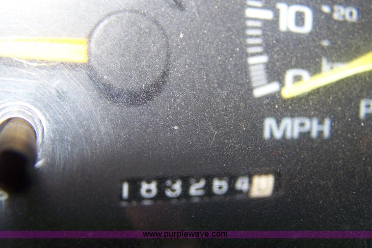 image for item 7293 1996 Chevrolet Z-71 K1500 extended cab pickup truck