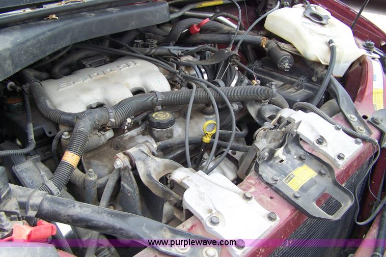 image for item 7294 2000 Chevrolet Venture mini van