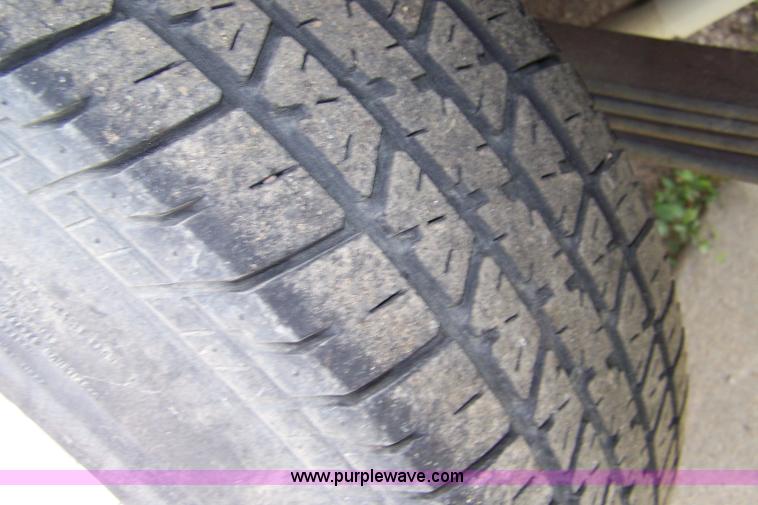 image for item 7295 1990 Chevrolet C1500 extended cab pickup truck