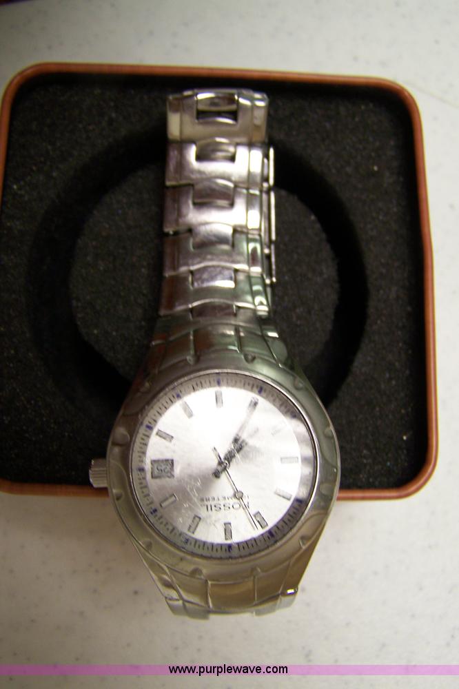 image for item 7298 Men's Fossil watch