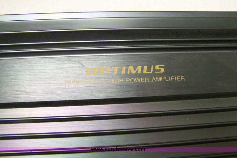 image for item 7301 Optimus 170 watt bridgeable amplifier