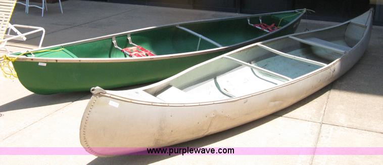image for item 8093 Coleman Marine 15 canoe