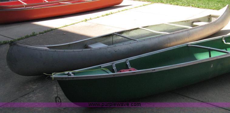 image for item 8093 Coleman Marine 15 canoe