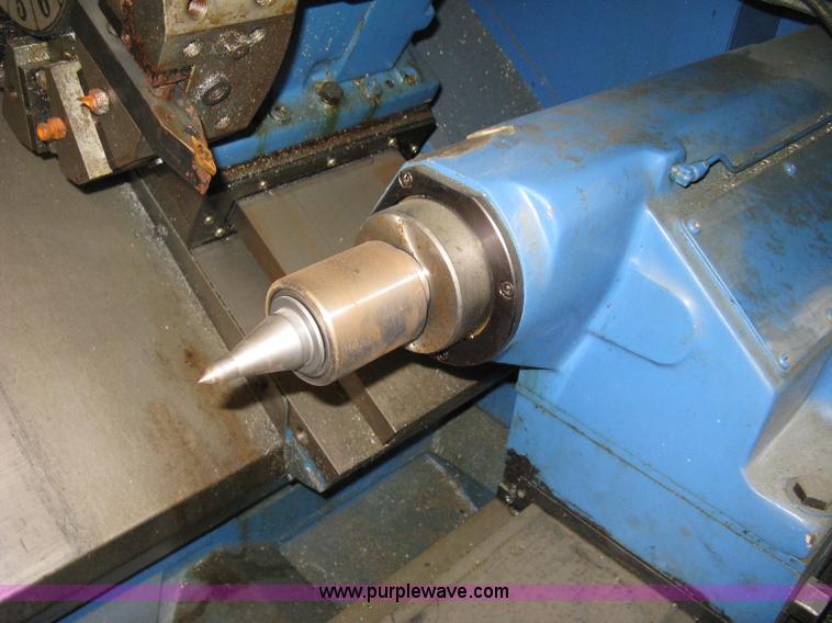 image for item 8094 1990 Kia Machine Tool KT20S industrial lathe
