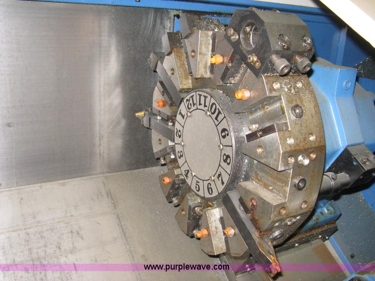 image for item 8094 1990 Kia Machine Tool KT20S industrial lathe