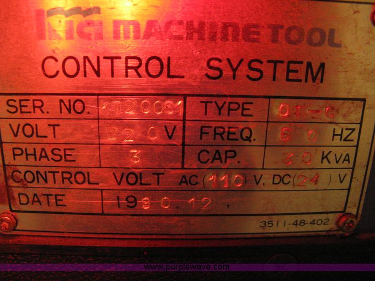 image for item 8094 1990 Kia Machine Tool KT20S industrial lathe