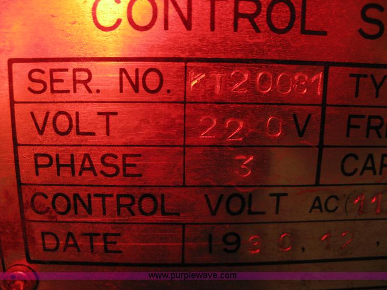 image for item 8094 1990 Kia Machine Tool KT20S industrial lathe