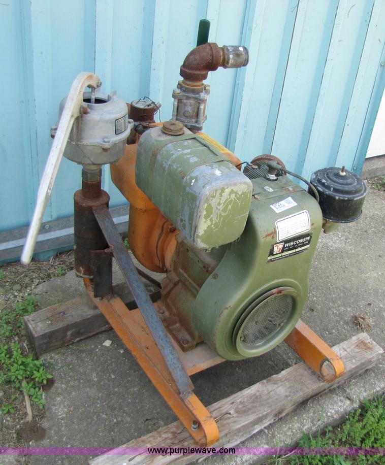image for item 8722 Pump with Wisconsin heavy duty engine