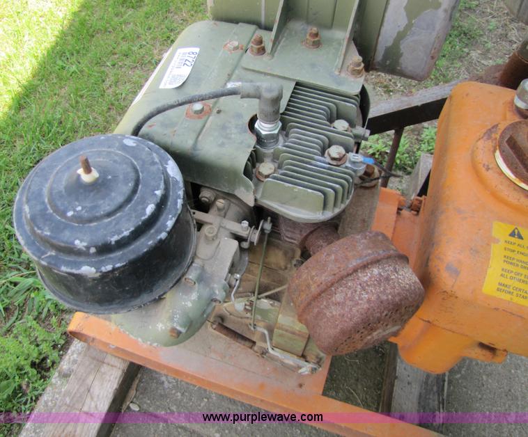 image for item 8722 Pump with Wisconsin heavy duty engine