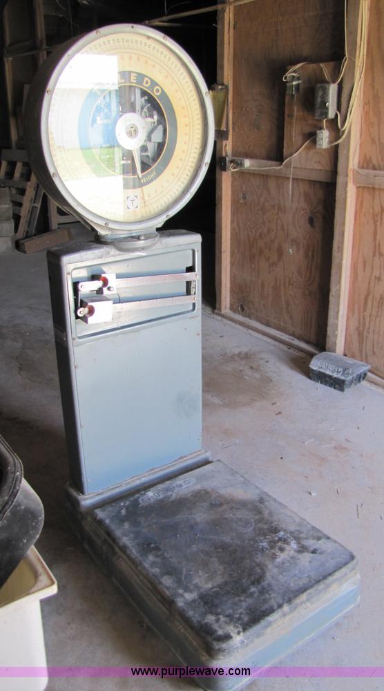 image for item 8724 Toledo 2181 175 lb scale