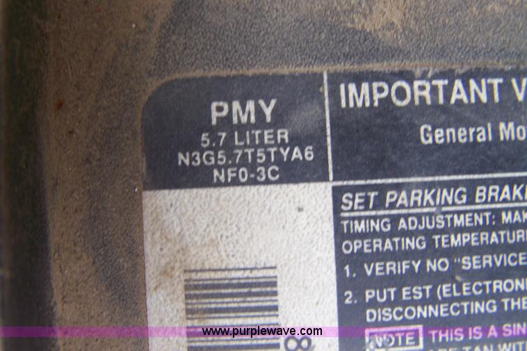 image for item 9293 1992 Chevrolet Z-71 K1500 extended cab pickup truck