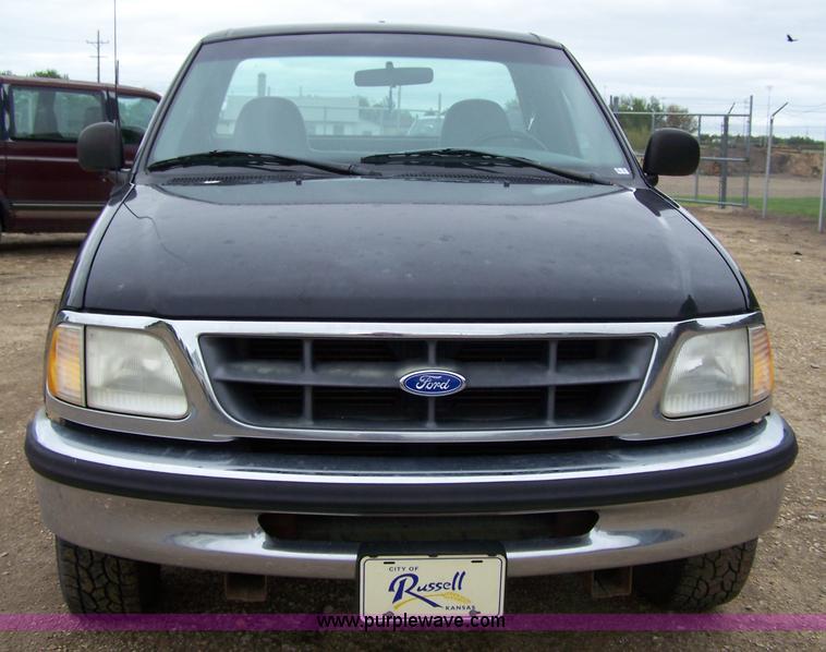 image for item 9295 1997 Ford F150 pickup truck