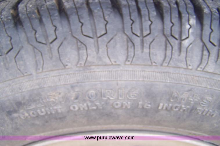 image for item 9295 1997 Ford F150 pickup truck