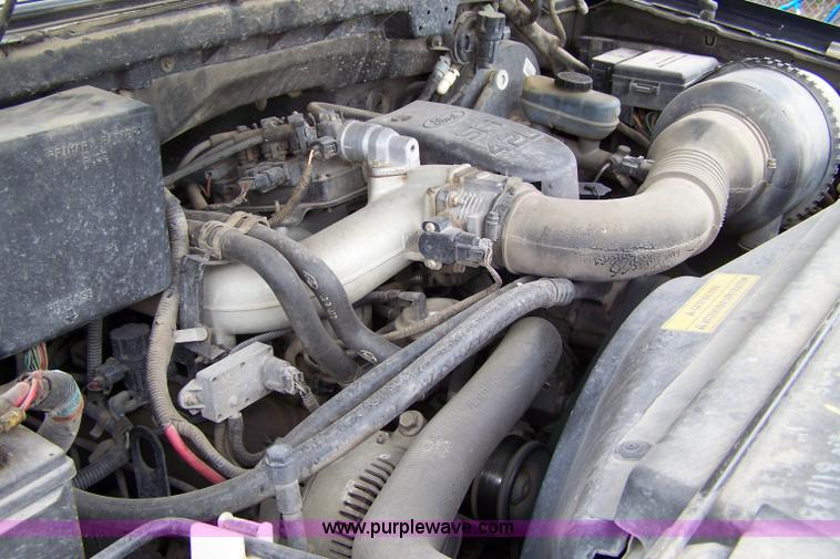 image for item 9295 1997 Ford F150 pickup truck