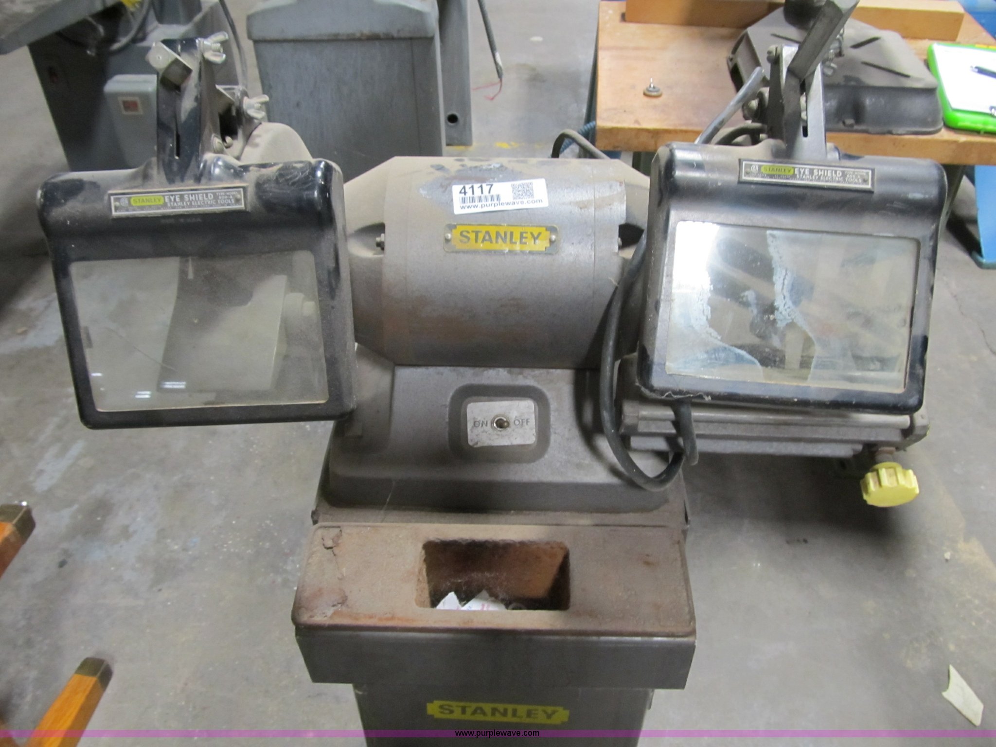 Stanley 697A ball bearing grinder in Des Moines, IA Item 4117 sold