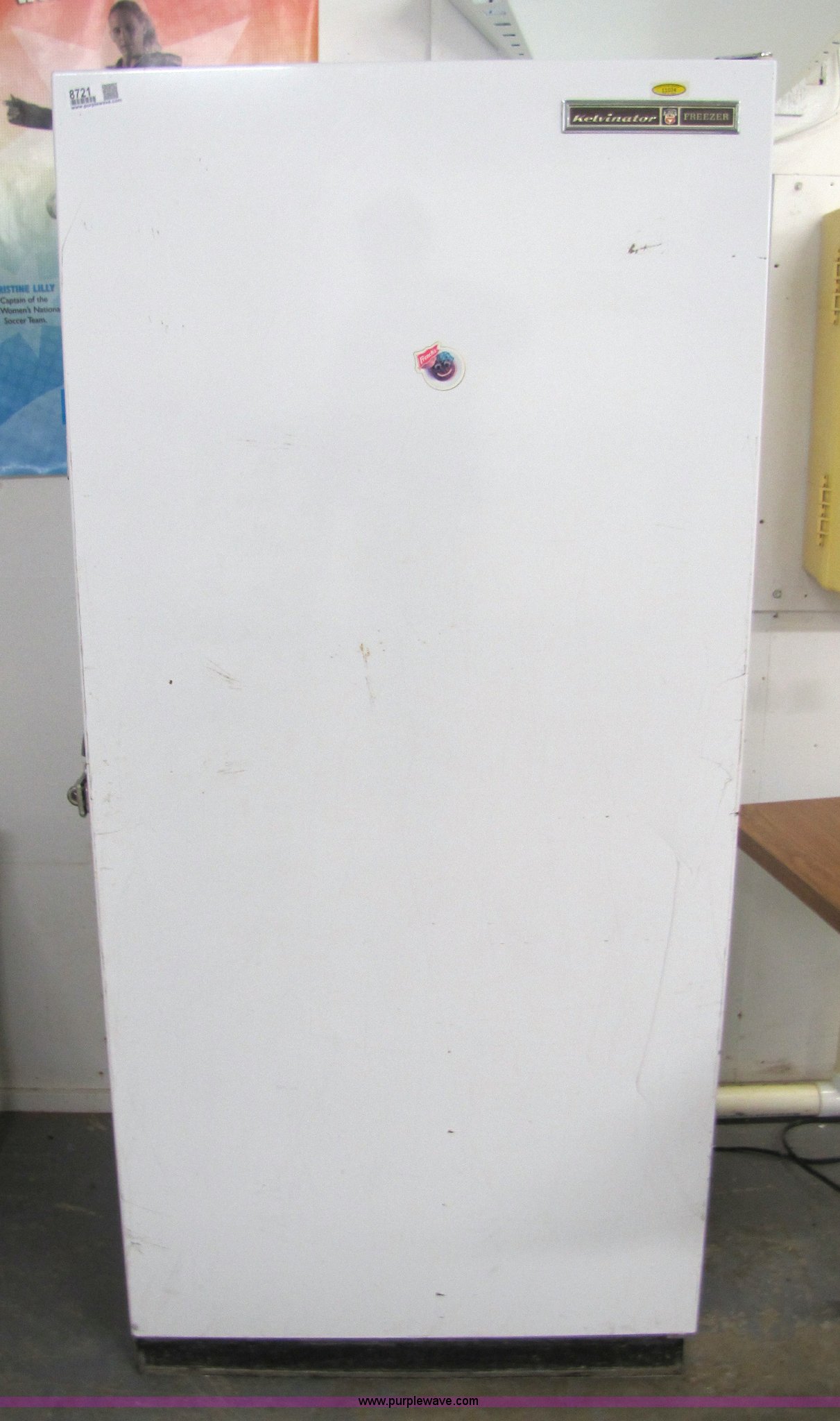 Kelvinator freezer in Manhattan, KS Item 8721 sold Purple Wave