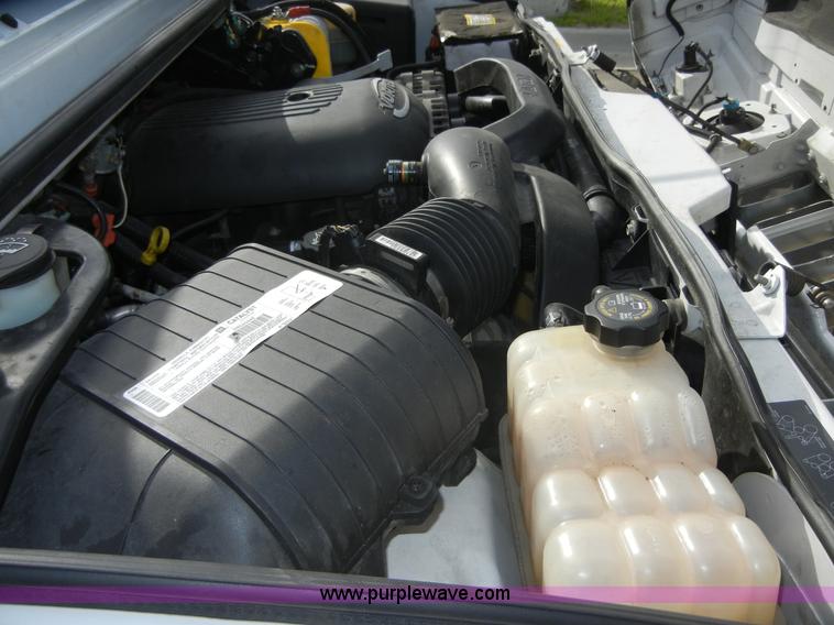 image for item 2046 2003 Hummer H2 31' Diamond Craftsmen Edition Limousine