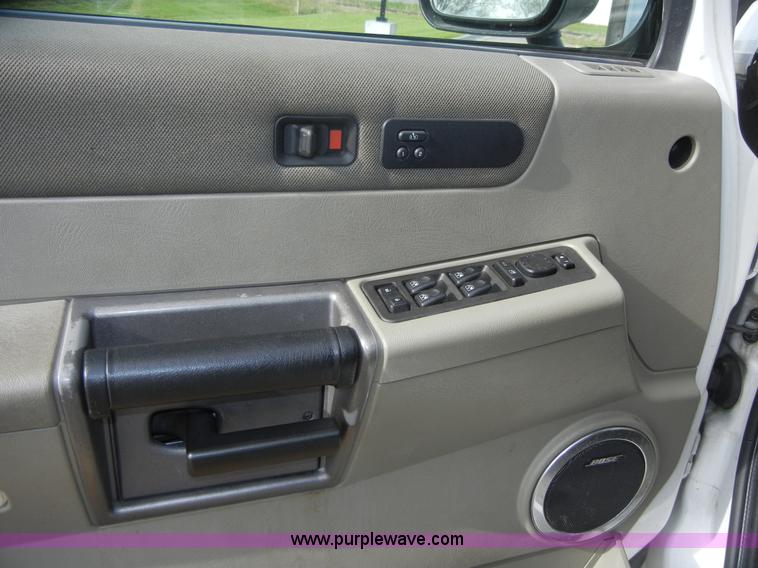 image for item 2046 2003 Hummer H2 31' Diamond Craftsmen Edition Limousine