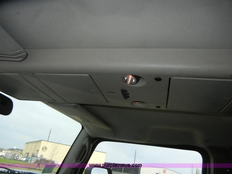 image for item 2046 2003 Hummer H2 31' Diamond Craftsmen Edition Limousine